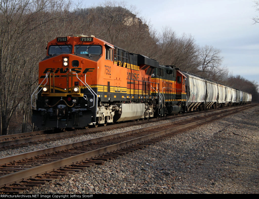 BNSF 7592